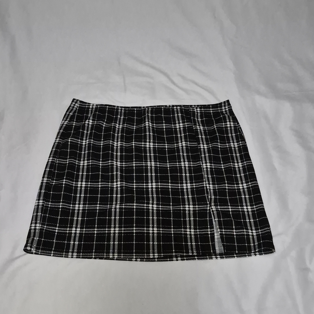 SHEIN Black White Plaid Mini Skirt Plus Size 4X